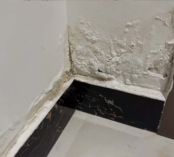 香港廁所地板滲水維修2.jpg