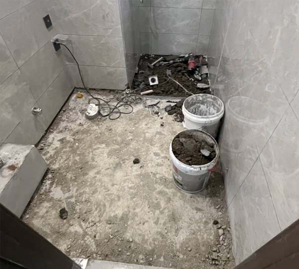 香港地台滲水維修1.jpg 香港地台滲水維修1.jpg